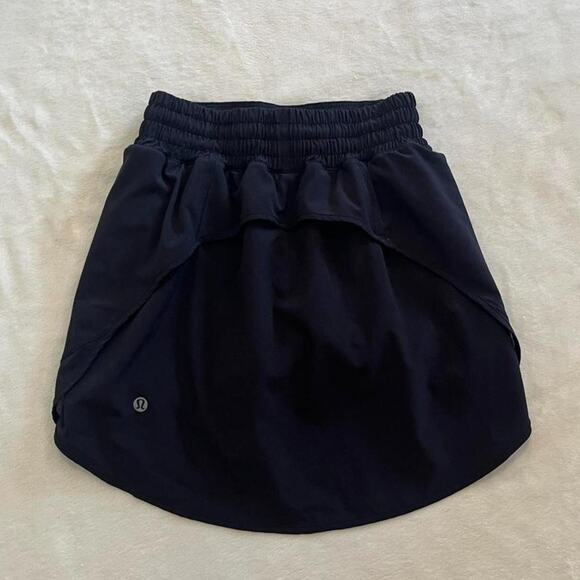 Lululemon Dresses & Skirts - Lululemon hotty hot high rise